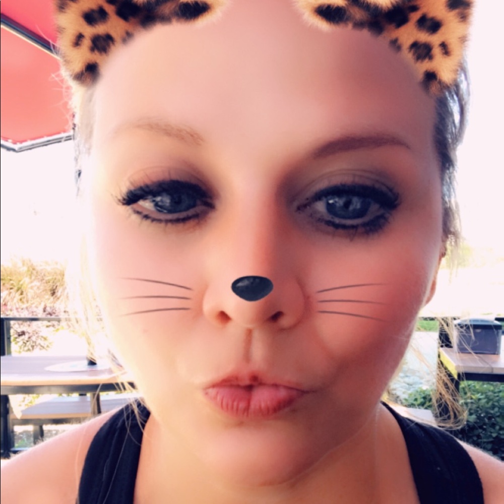 Meet your Posher, Savanah